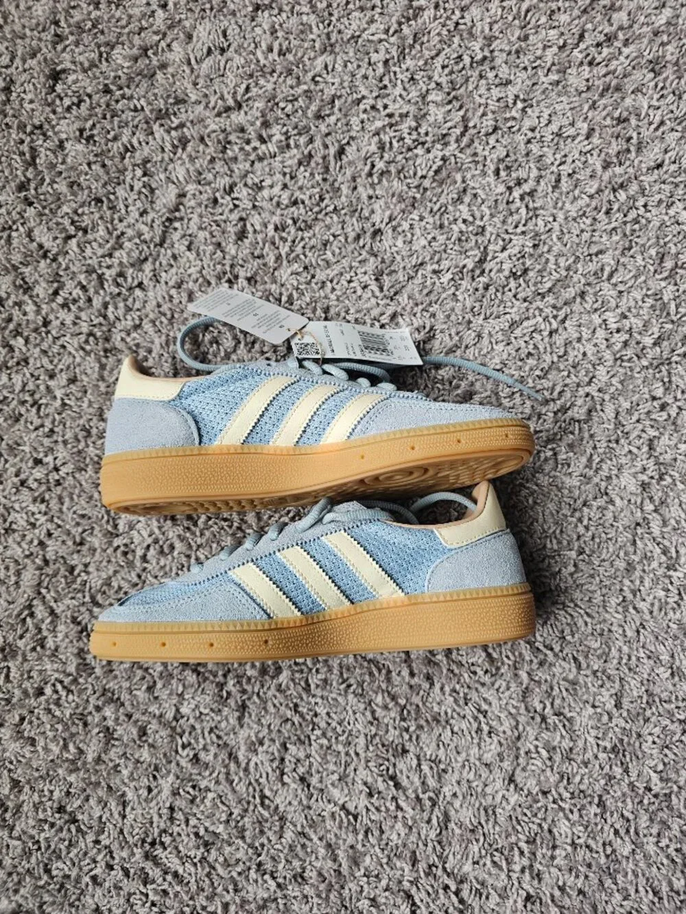 Adidas Handball Spezial shoes women's 5 in light blue